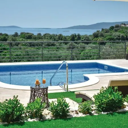 Villa Nela